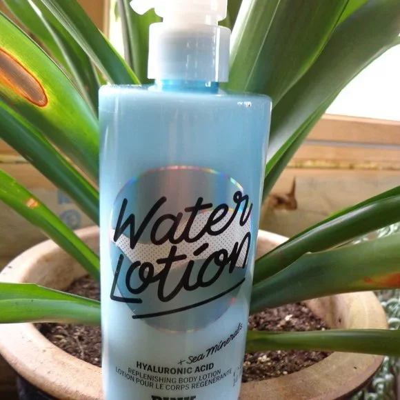 PINK Victoria's Secret Bath Body New Pink Water Lotion - Main Image